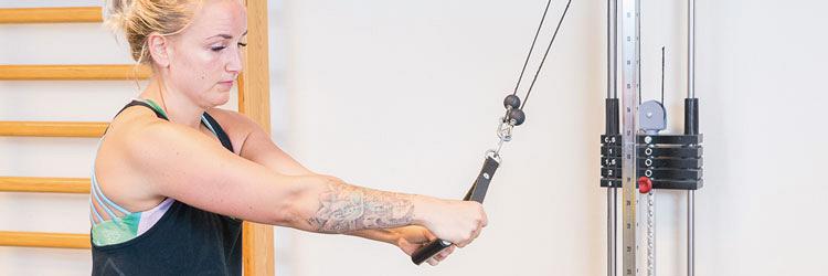 Oefentherapie bij bekkengordelklachten volgens de Spine & Joint Centre-benadering