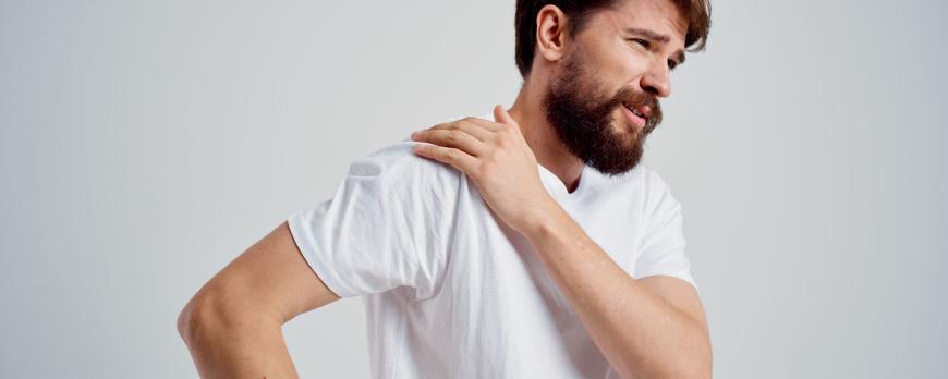 Schoudermusculatuuractiviteit tijdens slingeroefeningen en lichte activiteiten