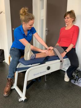 Revalidatie na plaatsing van een totale knieprothese (AF, BD)