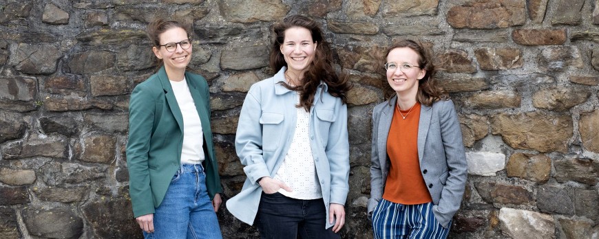 In gesprek met Laura Gevers en Emmy Pek over de positie van ouderen uit de lhbtiq+-gemeenschap in verpleeghuizen