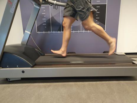 Loopscholing als therapie: nadere bestudering van het fenomeen ‘automatisch overschakelen’ (AF, BD)